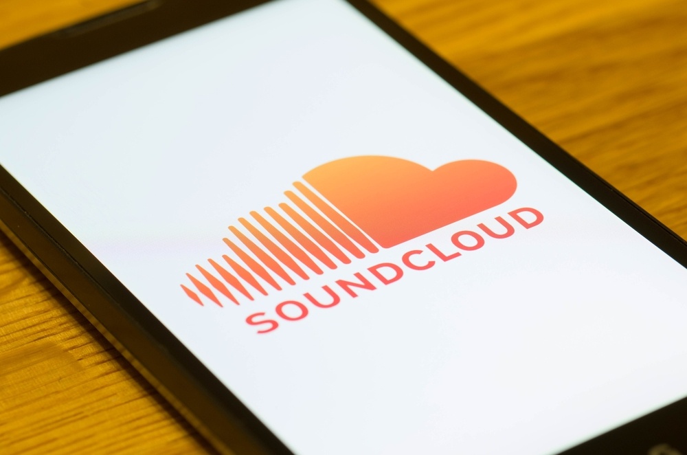 soundcloud app on smartphone