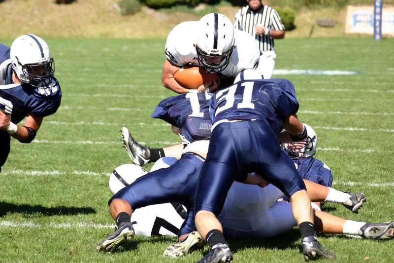 amateur american football tackle