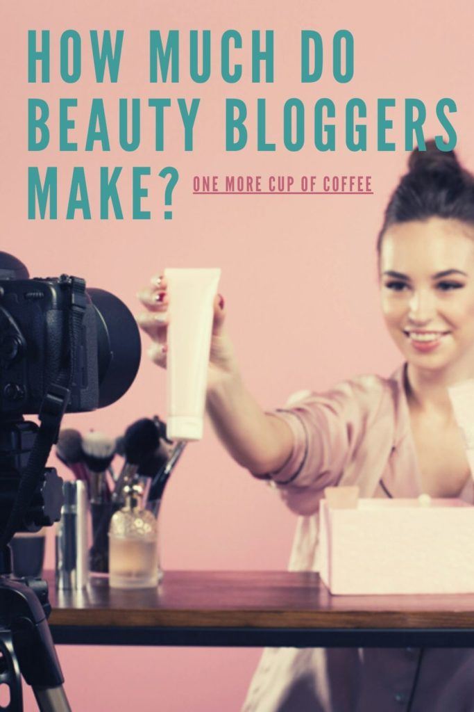 Beauty Blogger Make Money By Advertising Cosmetics For YouTube Video