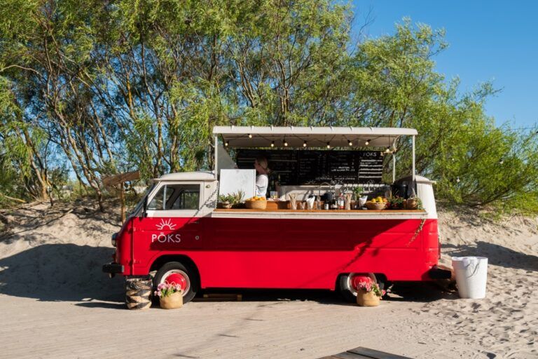 How to Start Your Own Mobile Bar Business